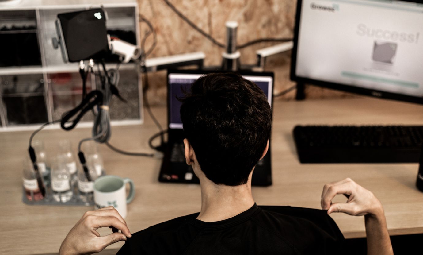 How to Calibrate EC Probe? A Guide - Growee